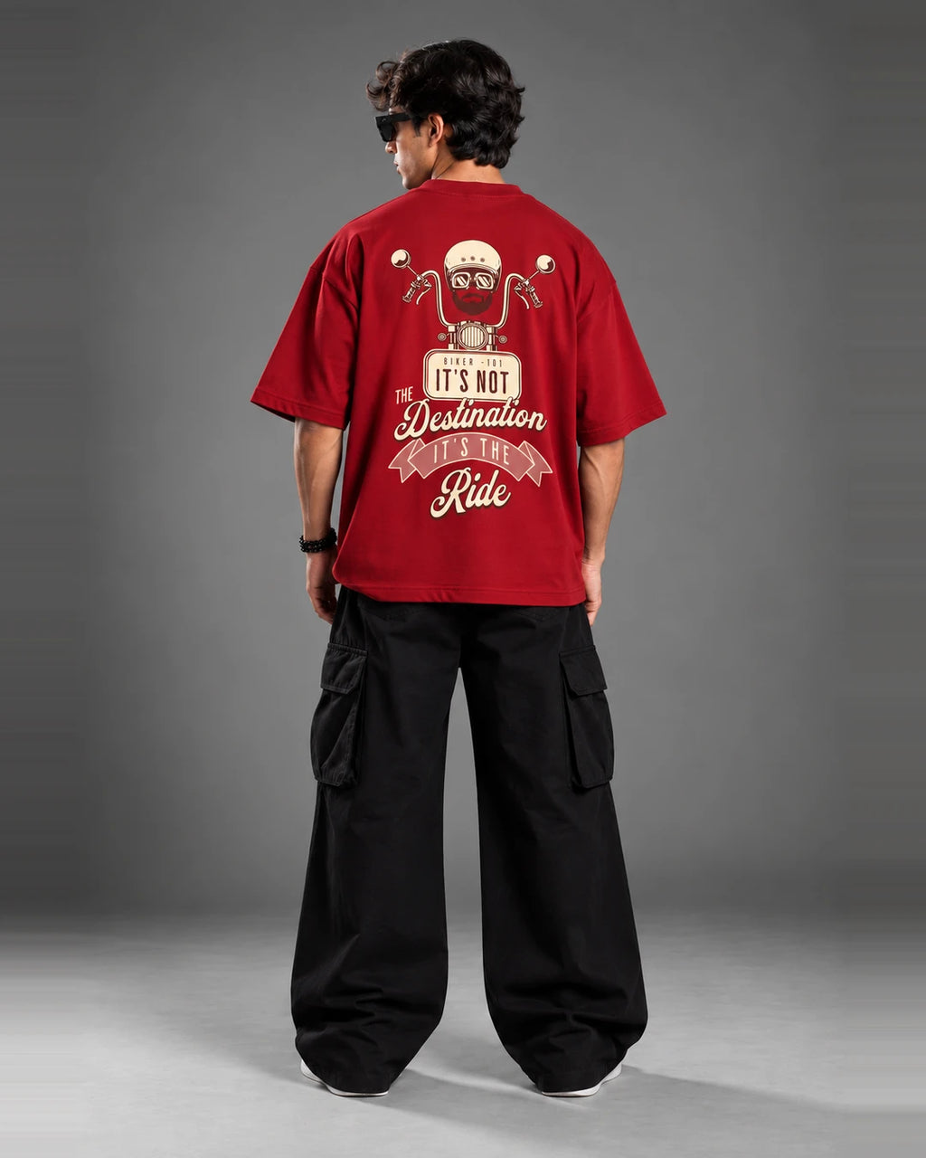 Biker t-shirt oversized back view red streetwear