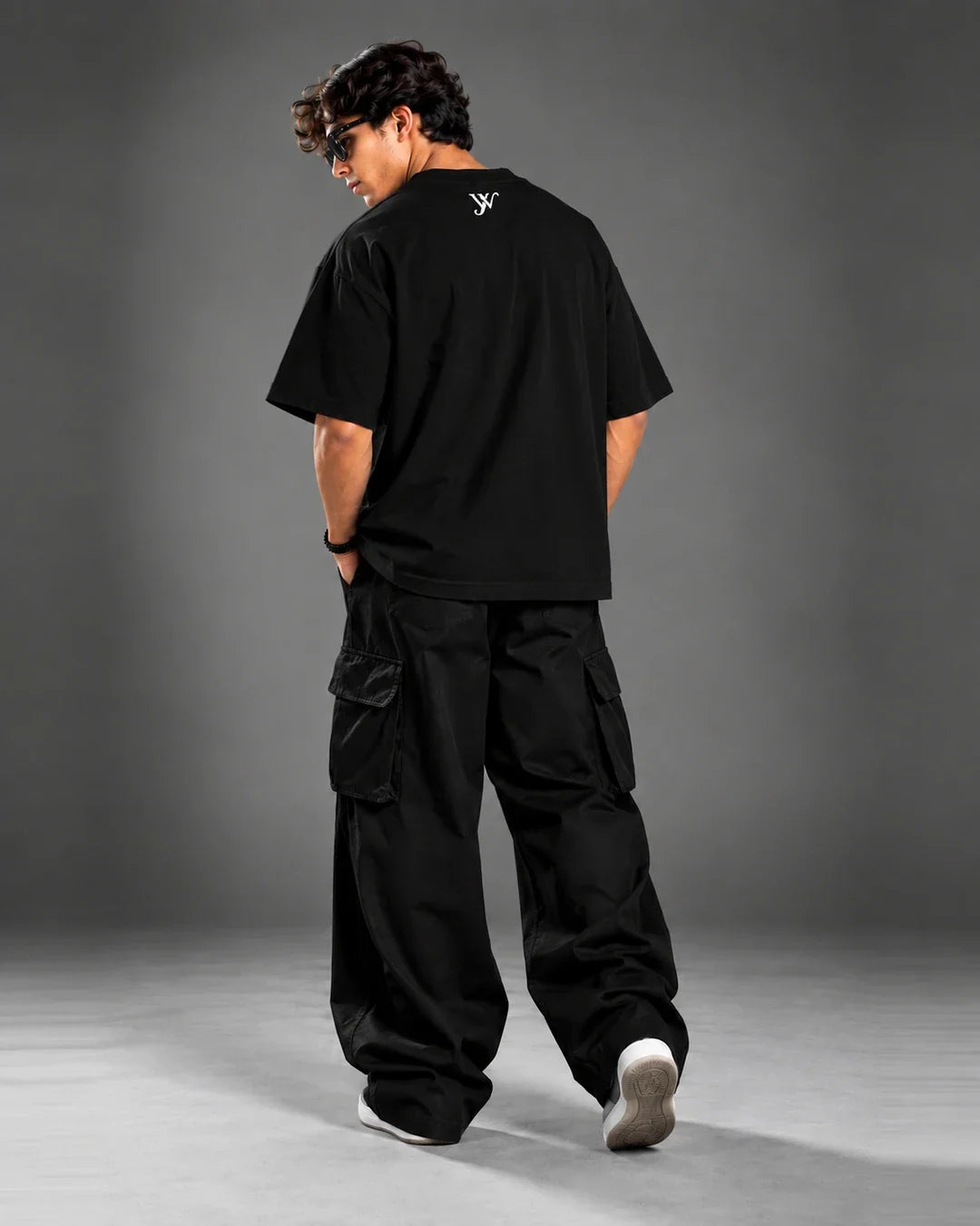 Plain Black T-Shirt – Premium Cotton Everyday Essential Yourway